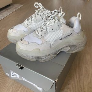 BALENCIAGA TRIPLE S TRAINER